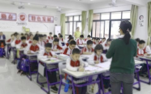 花瓣飄香教學反思 花瓣飄落添秀麗教學反思