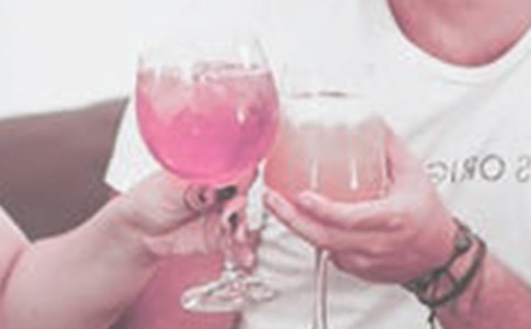 女生敬酒的基本禮儀和常識