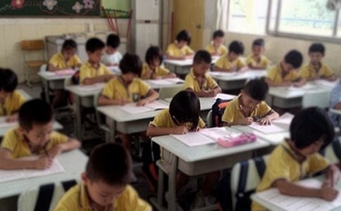 如何幫孩子克服開學恐懼癥