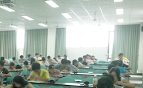 學車單邊橋考試的三個技巧