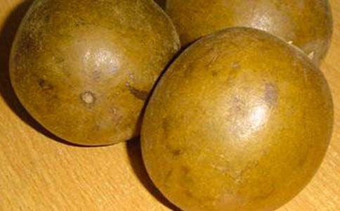 羅漢果泡水喝的功效