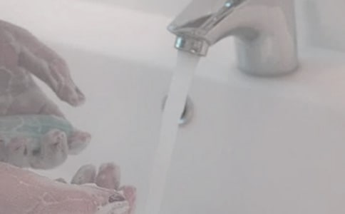 怎么讓3歲寶寶養(yǎng)成洗手的好習(xí)慣