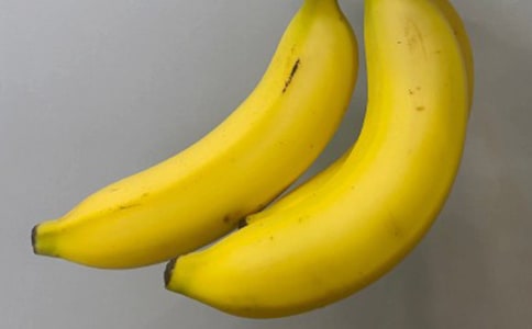 小班社會活動教案《分香蕉》
